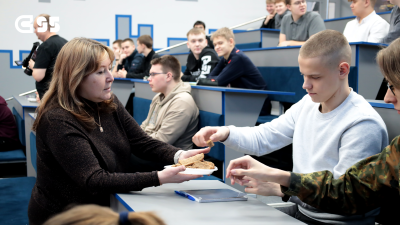 Преподаватели СибГИУ пекут «блокадный хлеб» и делятся со студентами семейными воспоминаниями (ВИДЕО)