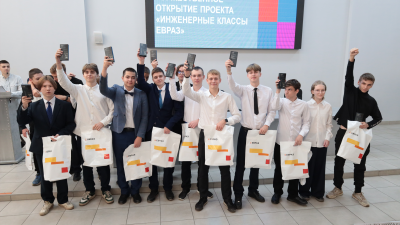 Шесть инженерных классов ЕВРАЗа начинают работу в Кузбассе (ВИДЕО)